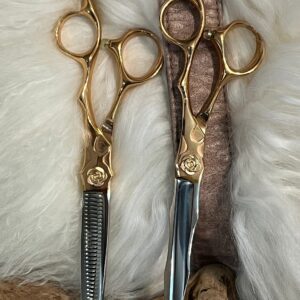 Gold hairdressing scissors and thinning shears